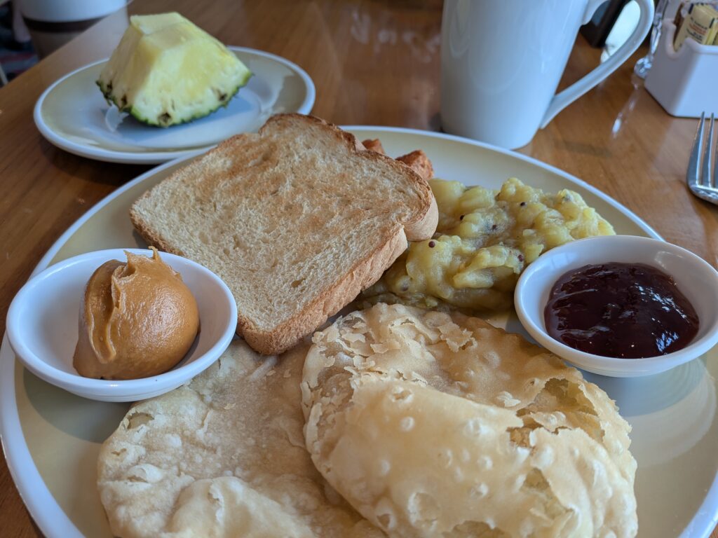 Windjammer cafe -pooris and bhaji
Royal Caribbean Cruise as a vegan